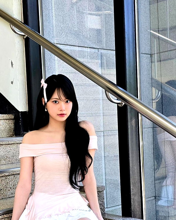hhh.e_c.v instagram image archive image