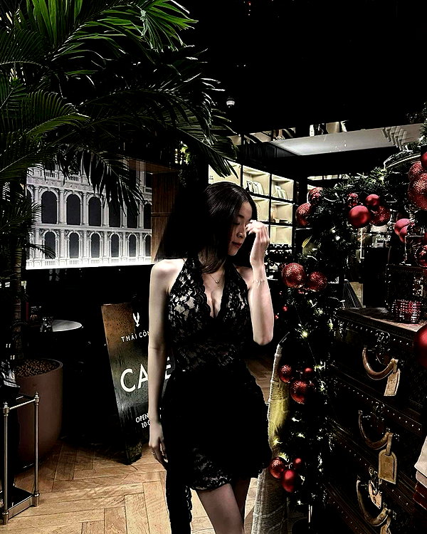 lyhythuedoxinh instagram image archive image