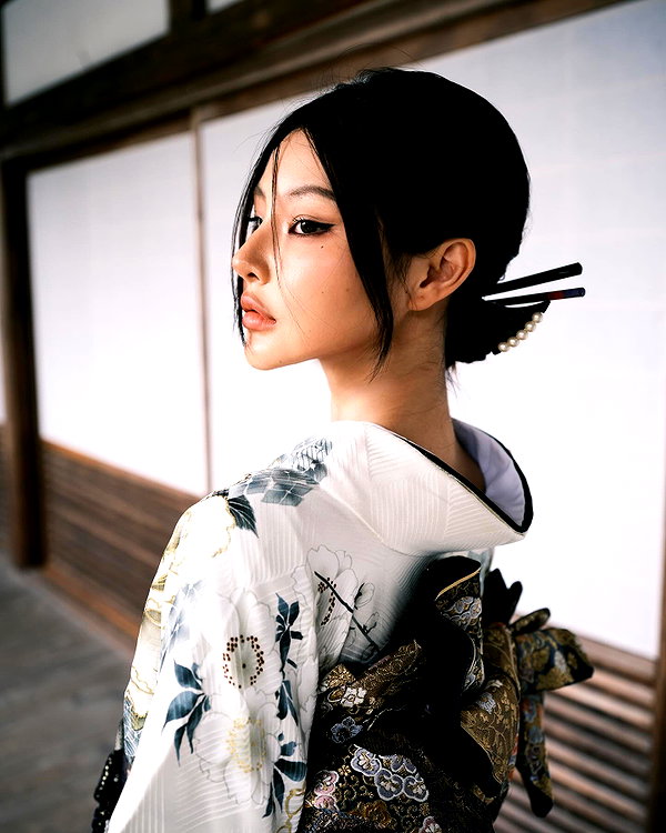 ll.lu1s instagram image archive image