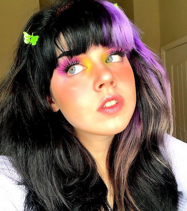 yeahimcaroline instagram image archive image