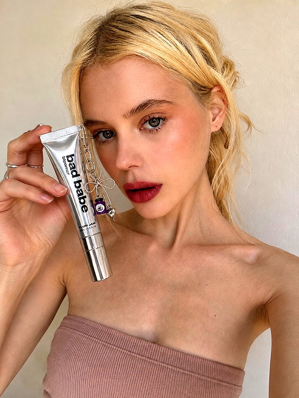 alisen.mari instagram image archive image