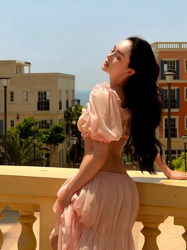 lyhythuedoxinh instagram image archive image
