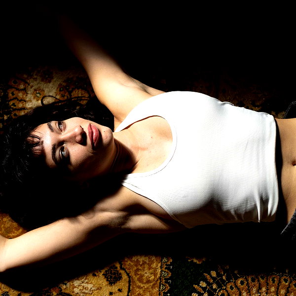 romi_henenson instagram image archive image
