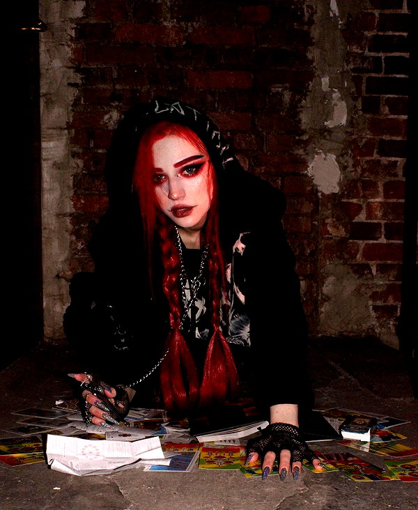 vik4au instagram image archive image
