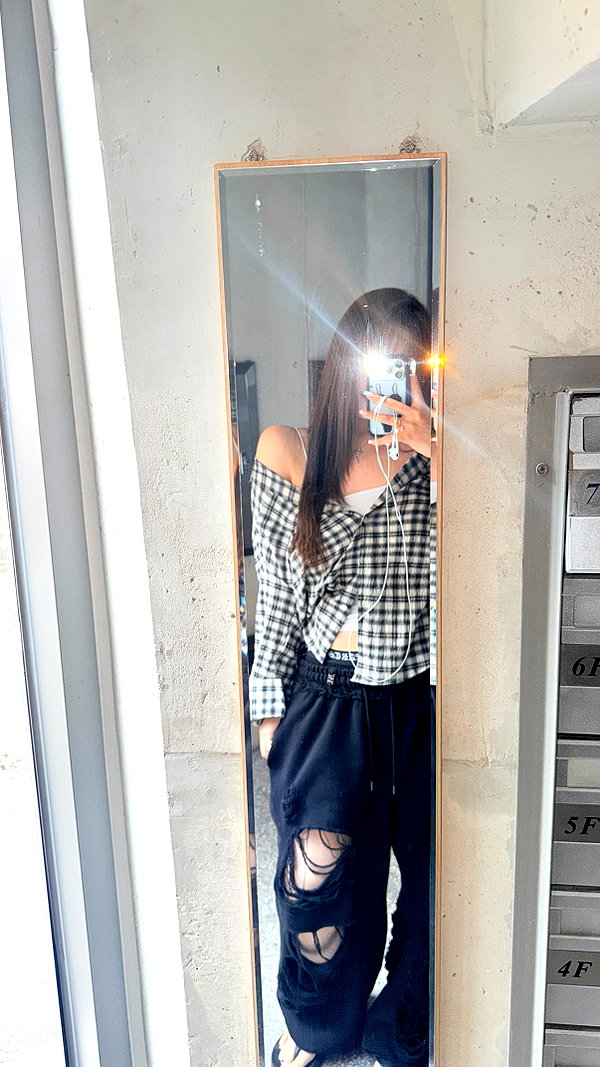 Archived image from @gu__zzzi on Instagram