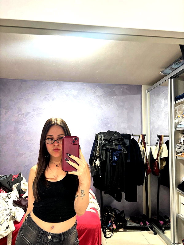 nicole.shpo instagram image archive image