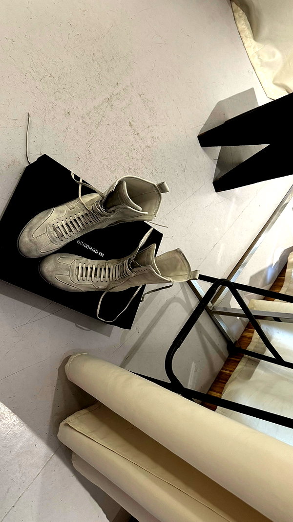 vvelum_ archive image