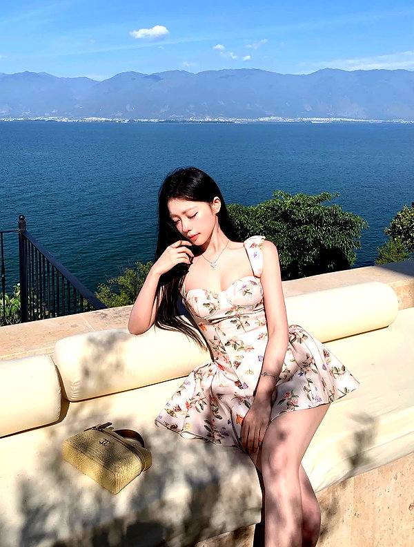 lyhythuedoxinh instagram image archive image
