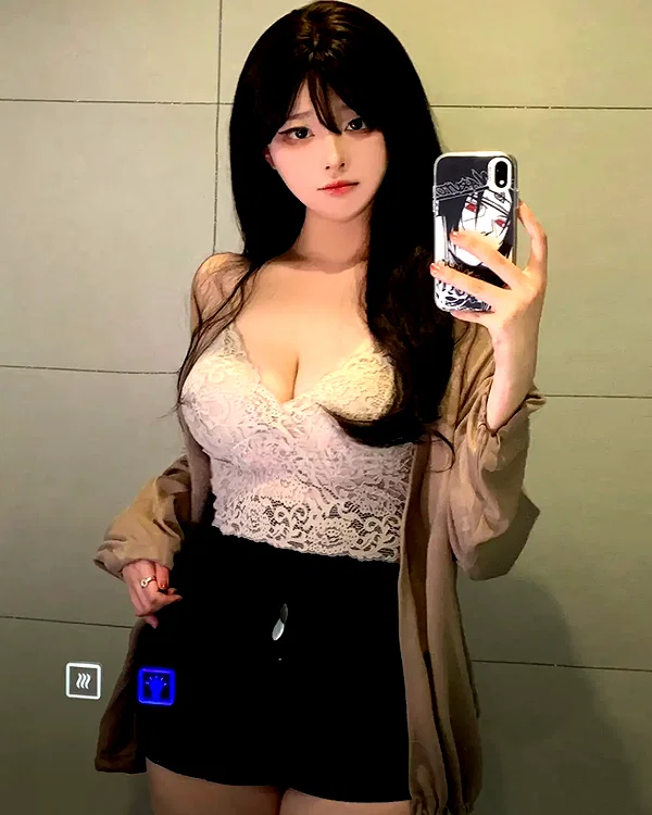 yingyinng_ instagram image archive image
