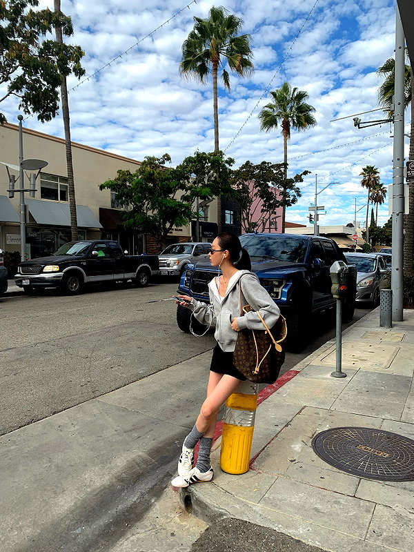 daxbin instagram image archive image
