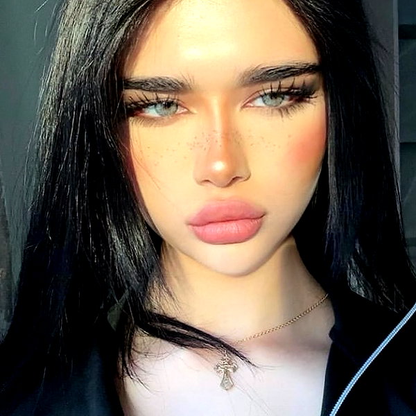 baddiesessence instagram image archive image