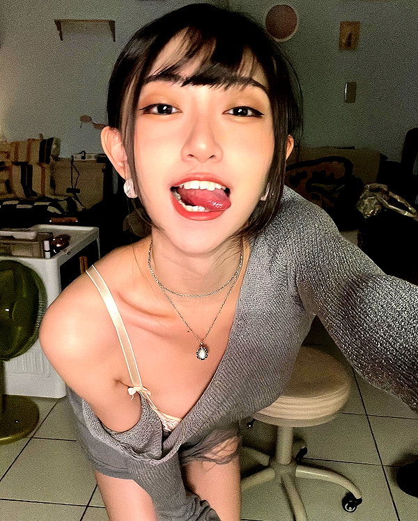 ge.more_x instagram image archive image