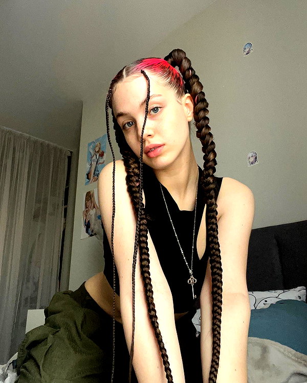 anna.utka22 instagram image archive image