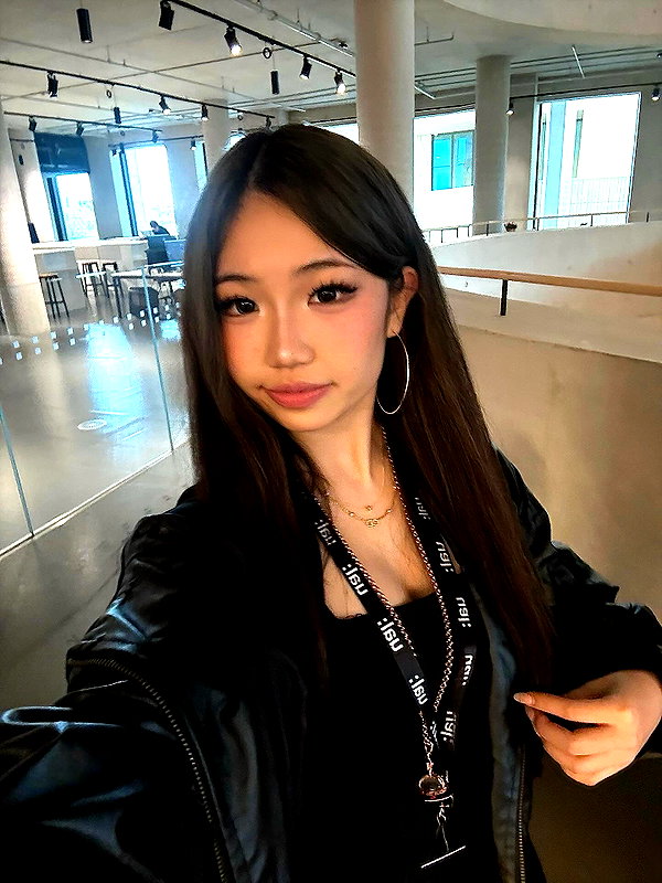 joycee.e instagram image archive image