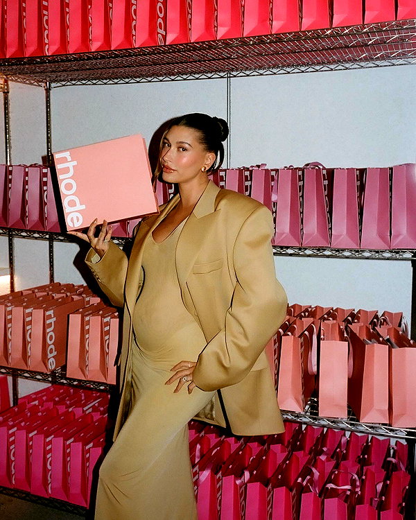 haileybieber instagram image archive image