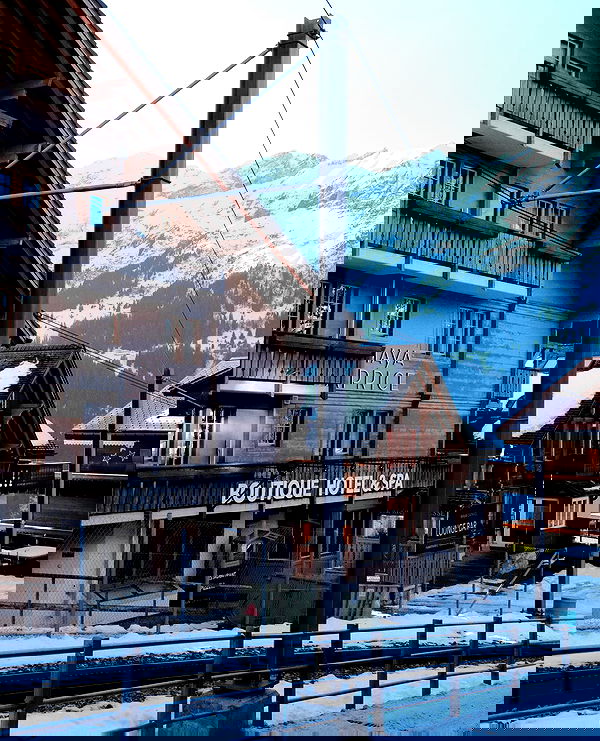 giangg._ giangg._ archive image