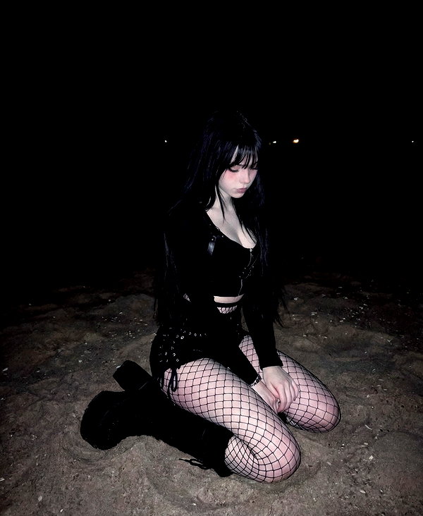 helybun instagram image archive image