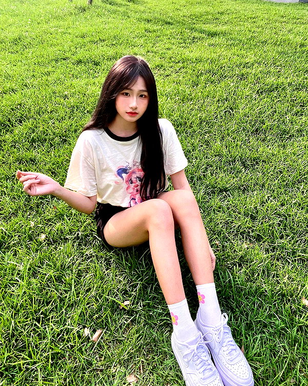 lai_931201 instagram image archive image