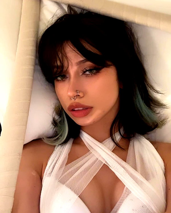 newmakeupgoddess instagram image archive image