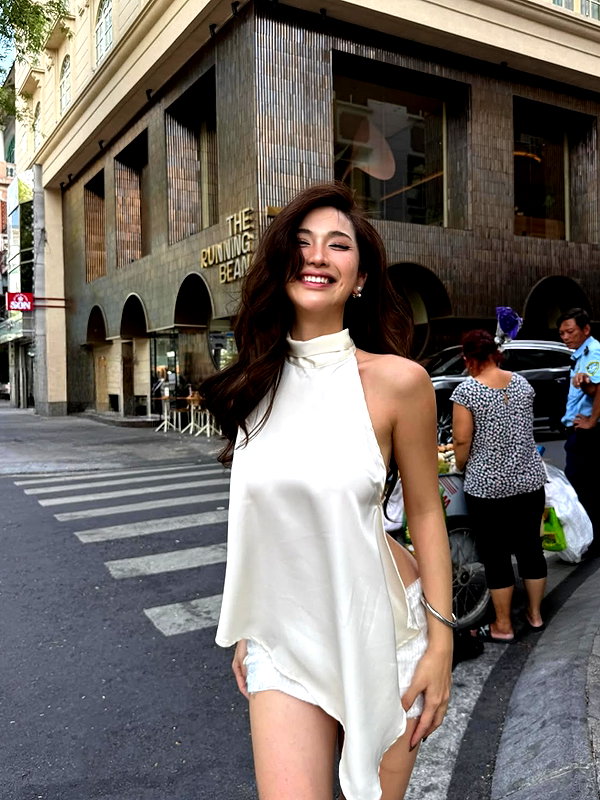 lyhythuedoxinh instagram image archive image