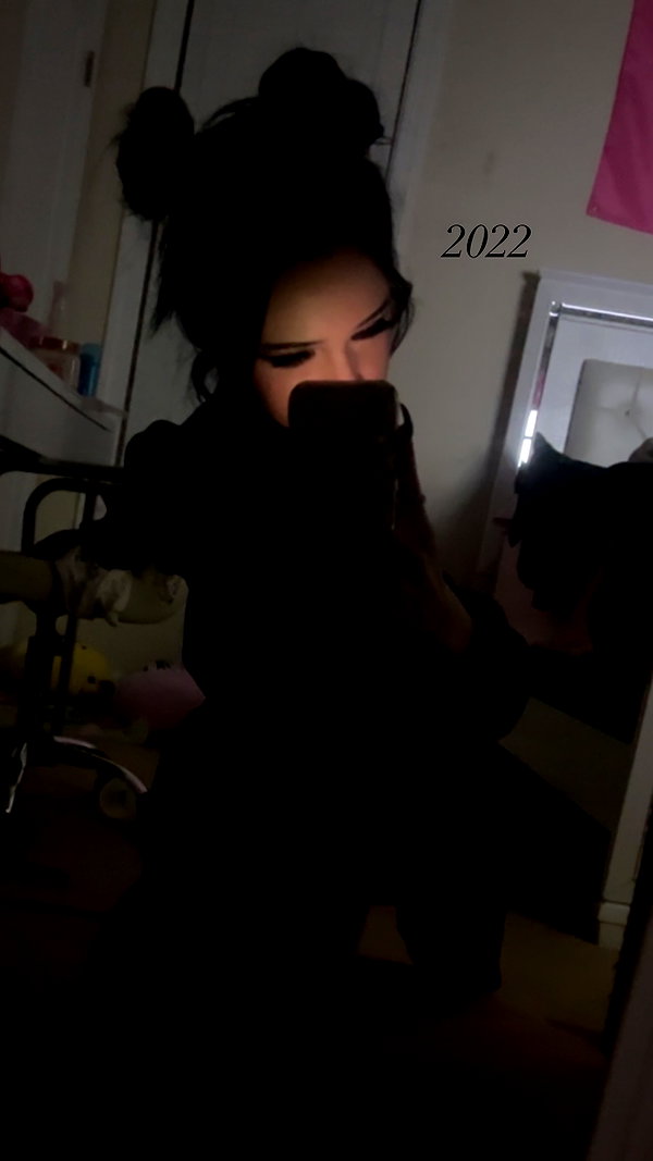 juliaelzz instagram image archive image
