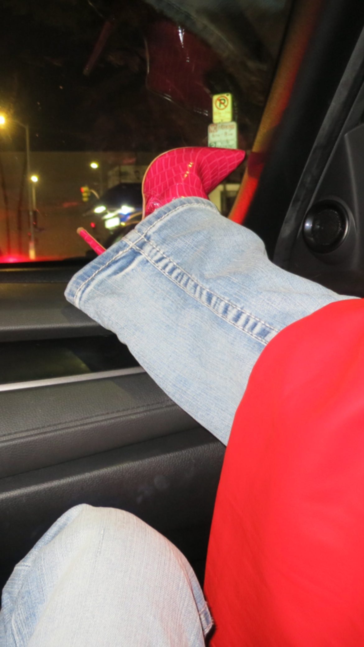 leonanaomii instagram image archive image