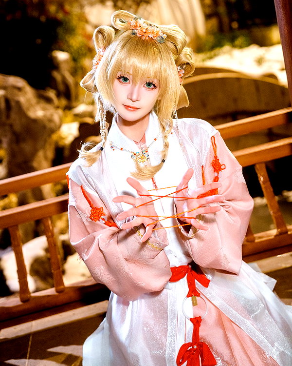 miee_cos instagram image archive image