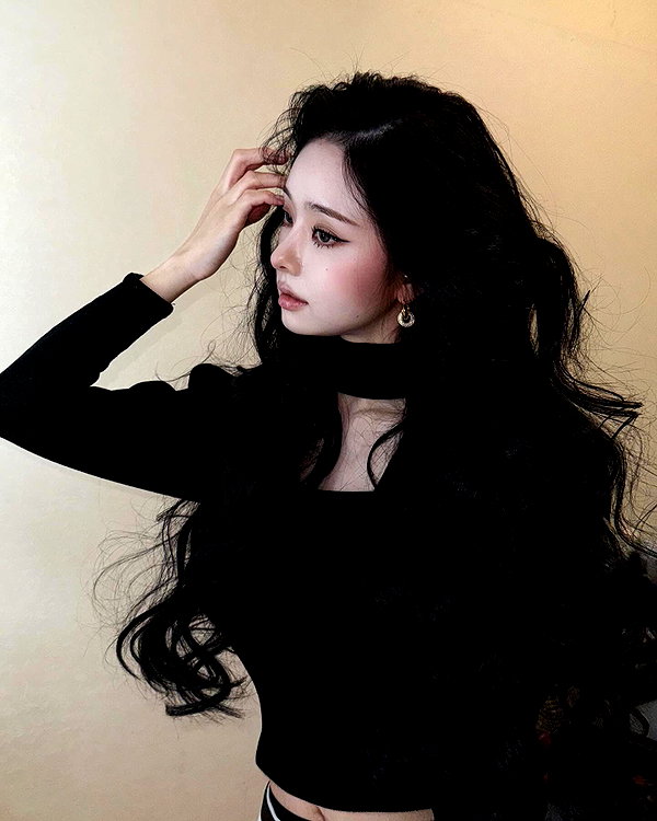 dear.zia instagram image archive image