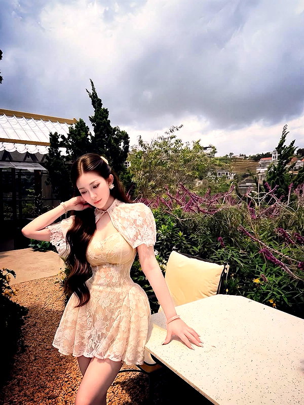 lyhythuedoxinh instagram image archive image