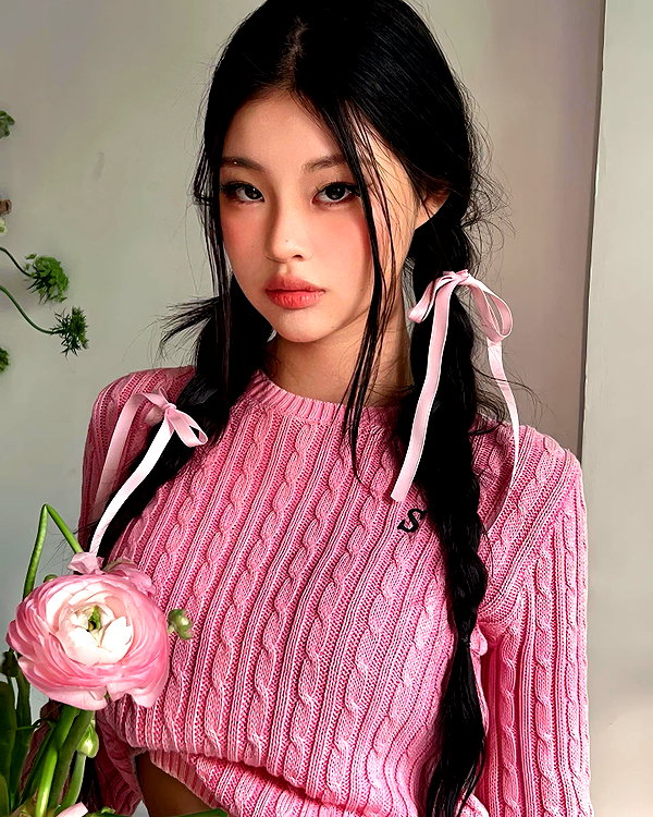 ll.lu1s instagram image archive image