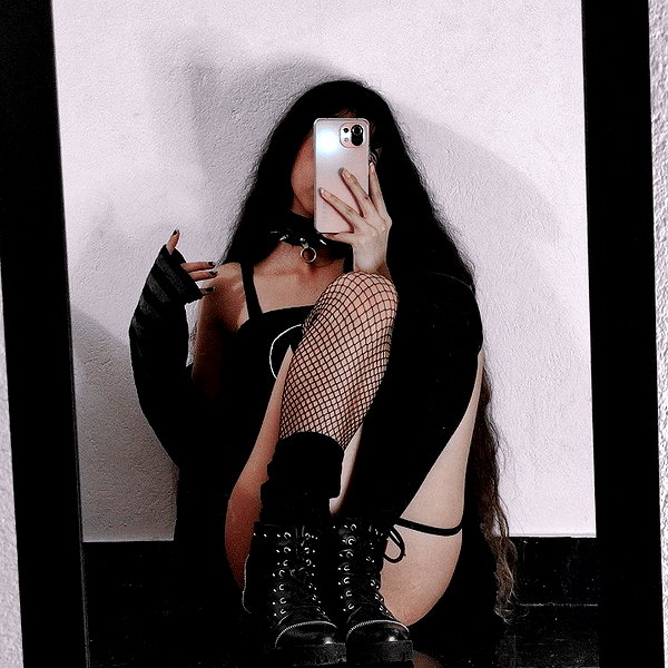 shevaal_x instagram image archive image