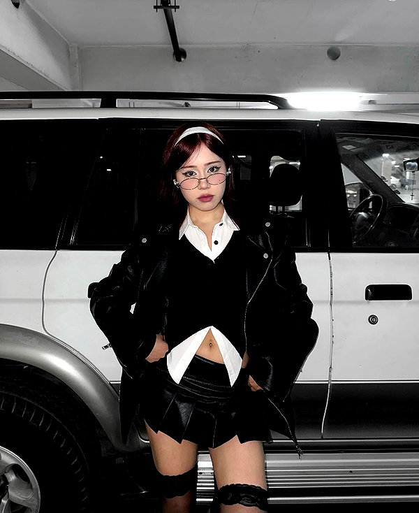 is2tian instagram image archive image