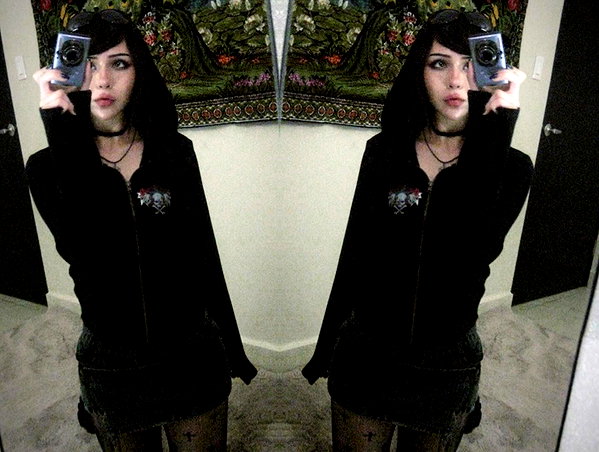 lolontlia instagram image archive image