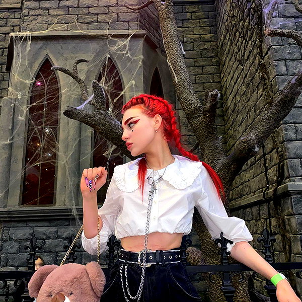 vik4au instagram image archive image