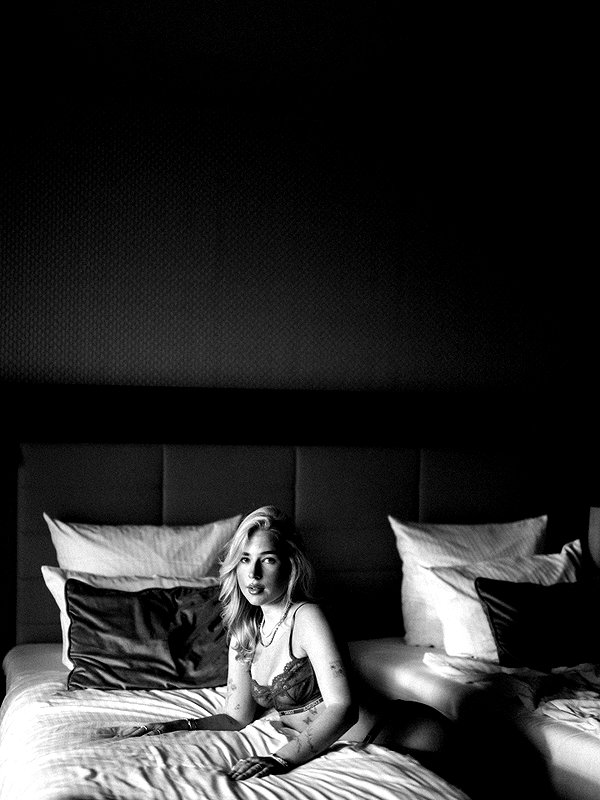 nina.kxs instagram image archive image
