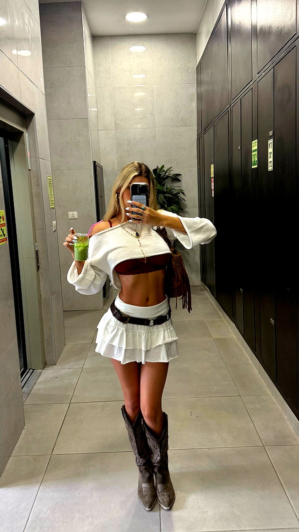 ella_netzer8 instagram image archive image