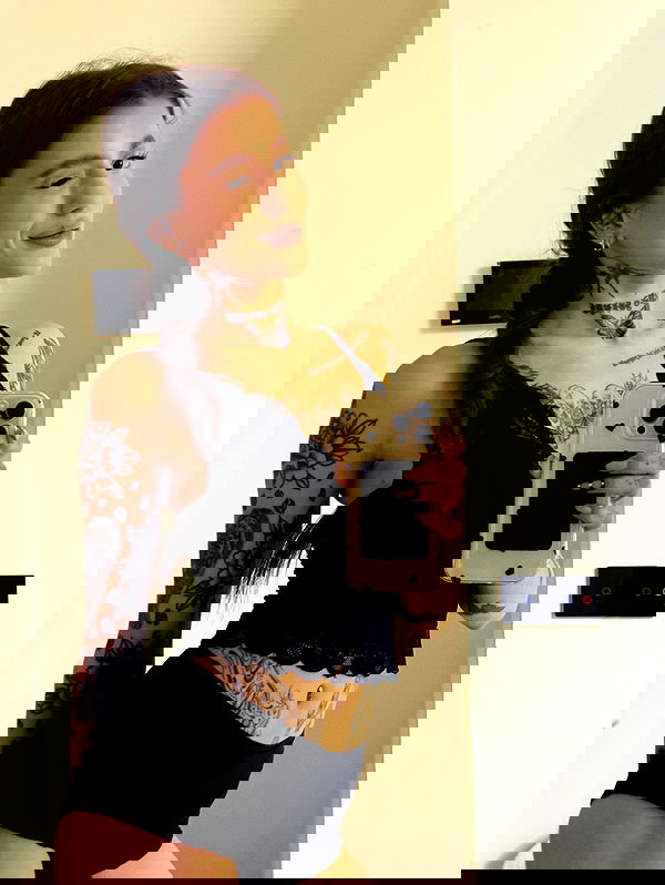 meleeva meleeva archive image