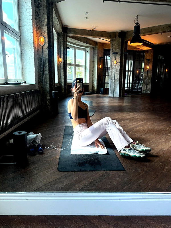ninastodden instagram image archive image