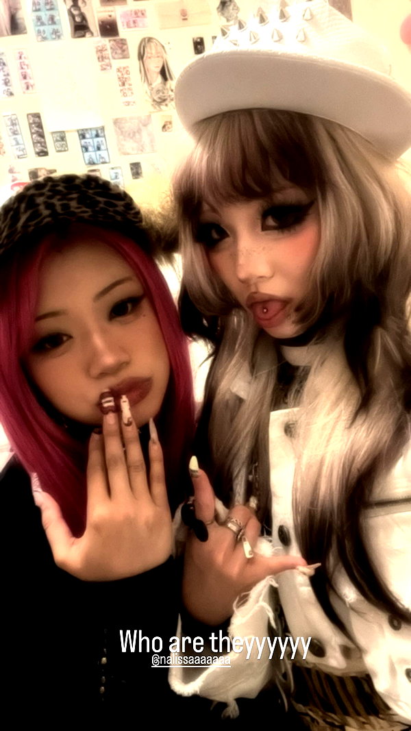 angelwithashotgunxx archive image