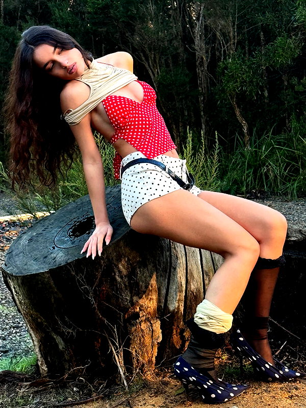 ellachristo instagram image archive image
