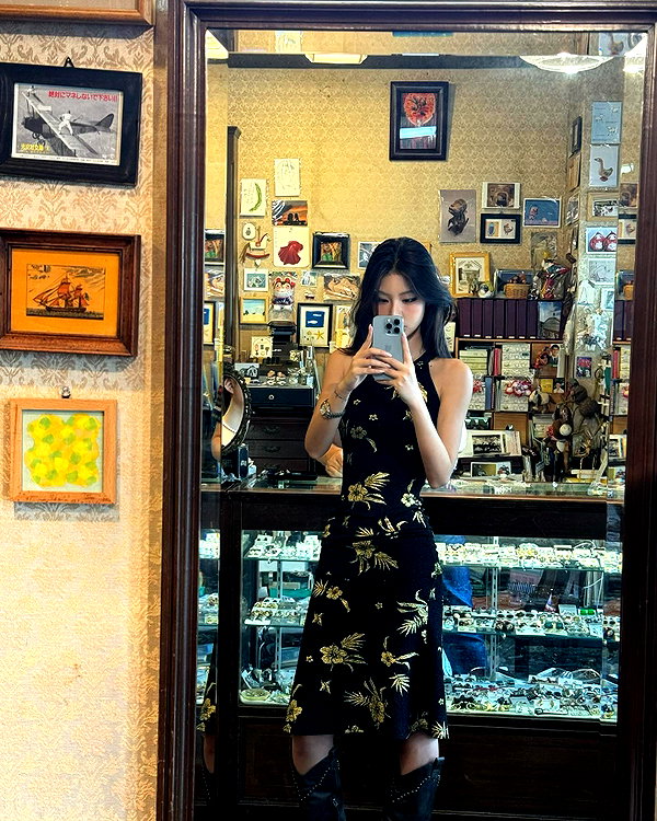 ll.lu1s instagram image archive image