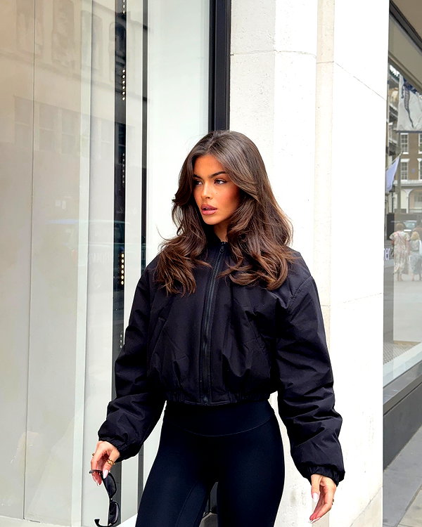 oliviaphillipps instagram image archive image