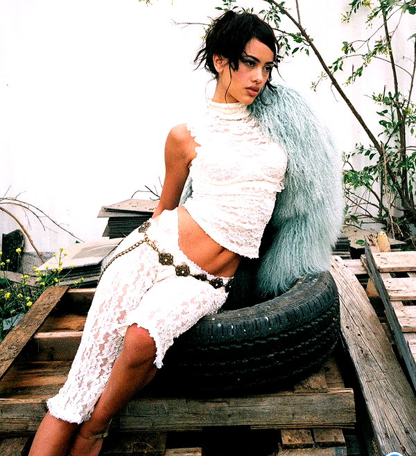 leonanaomii instagram image archive image