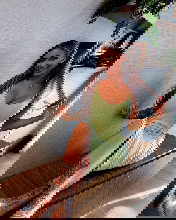 itshayleydavies itshayleydavies archive image