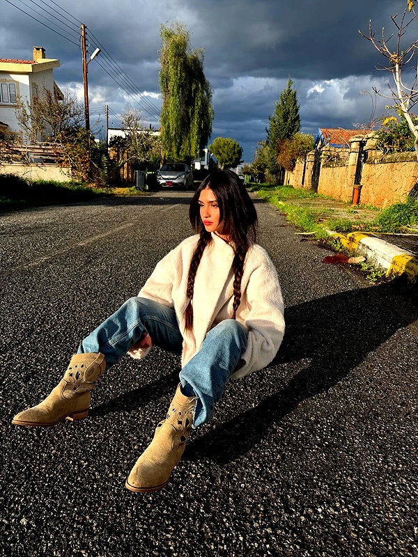 yuvalhazan___ instagram image archive image