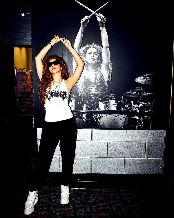 shakira instagram image archive image