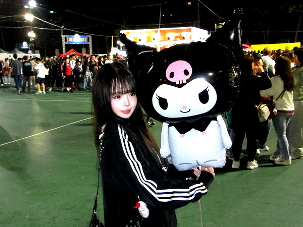 10c.7l instagram image archive image