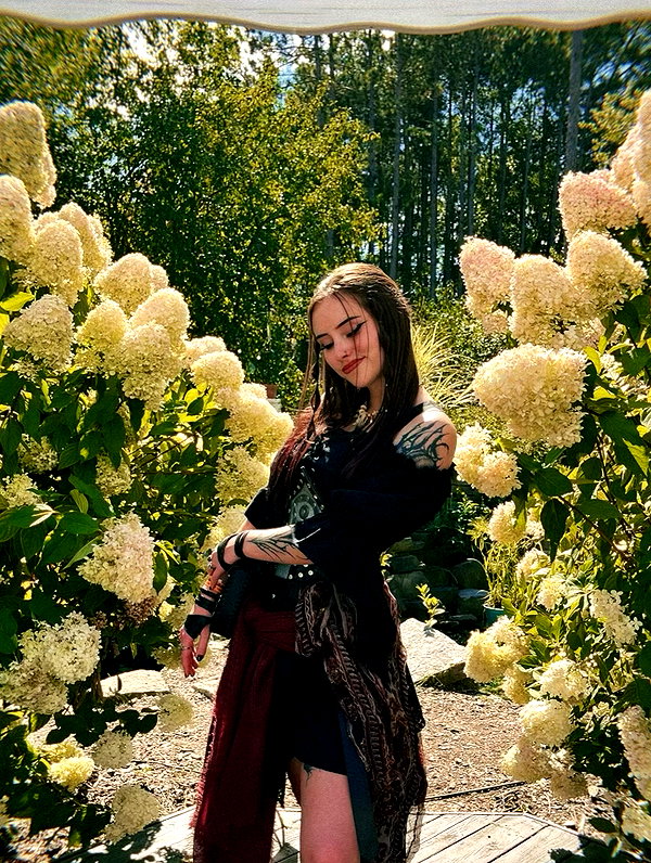 megann_eliizabeth instagram image archive image