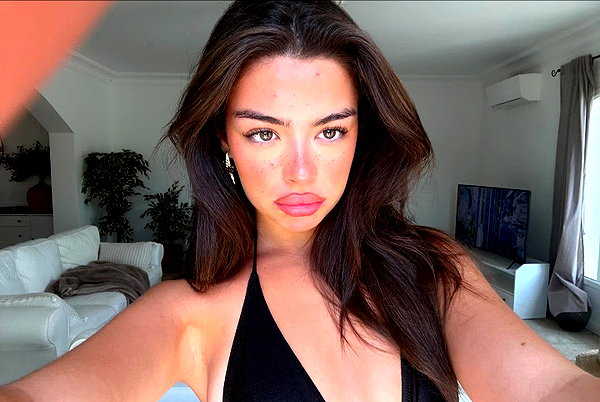 oliviaphillipps instagram image archive image