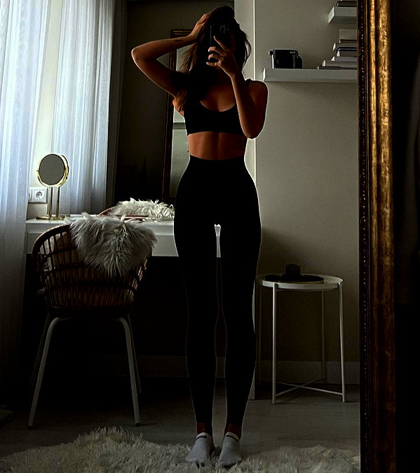 veroni22ka instagram image archive image